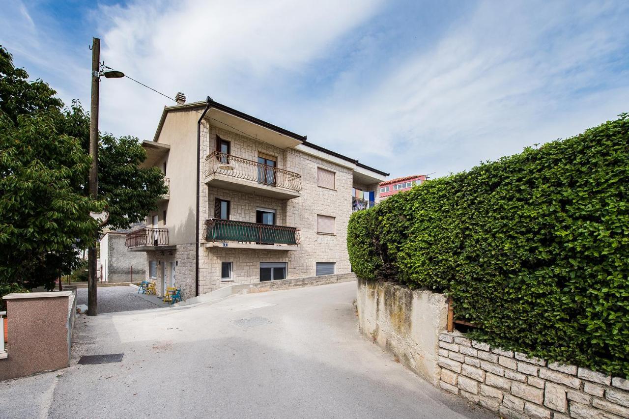 Apartmani Brdar Podstrana Bagian luar foto