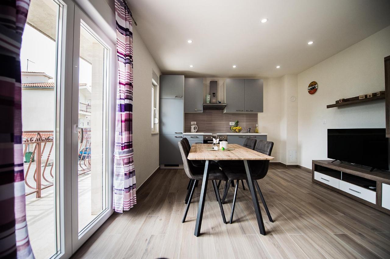 Apartmani Brdar Podstrana Bagian luar foto